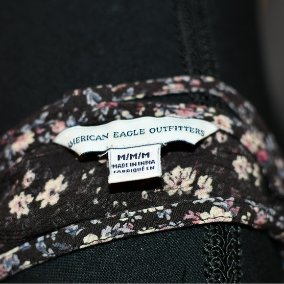 American Eagle Outfitter Blouse Size Medium - Picture 2 of 13